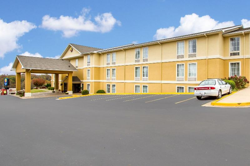 Comfort Inn Poplar Bluff North image