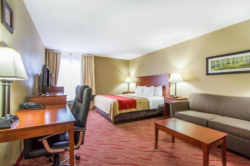 Comfort Inn Poplar Bluff North image