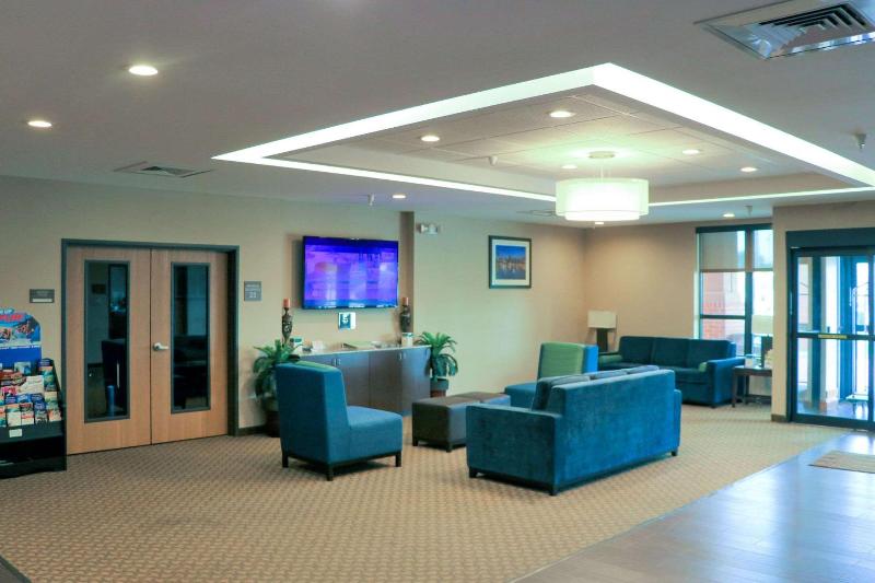 Comfort Inn & Suites Sikeston I-55 image