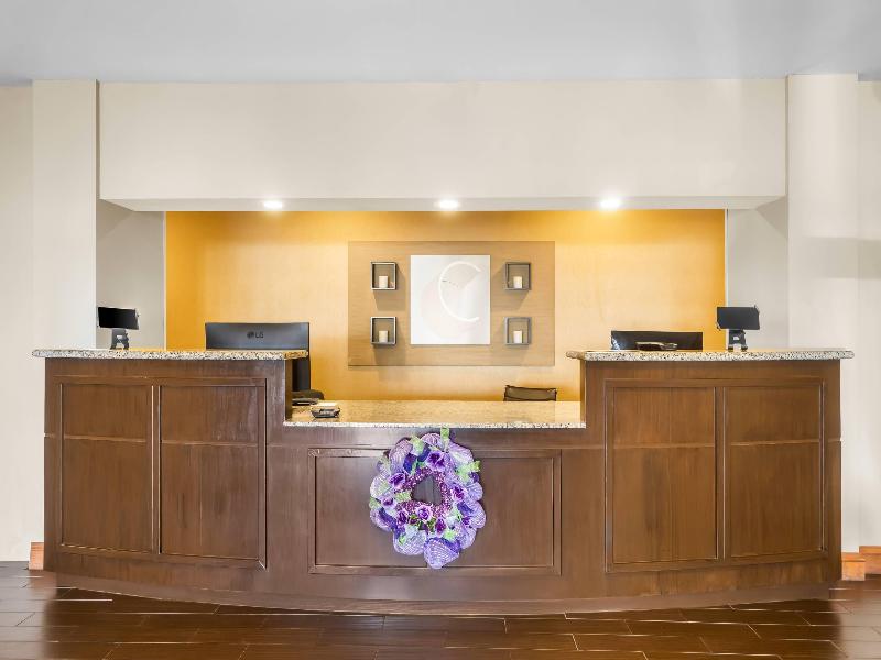 Comfort Inn & Suites Sikeston I-55 image