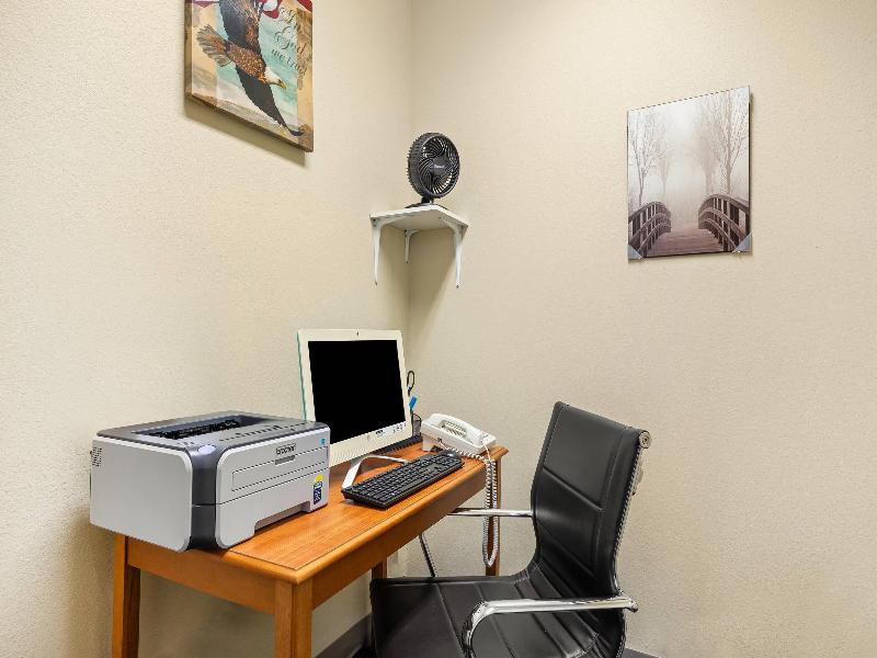 Comfort Inn Willow Springs image