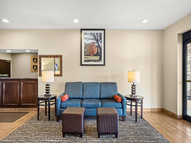 Comfort Inn Willow Springs image