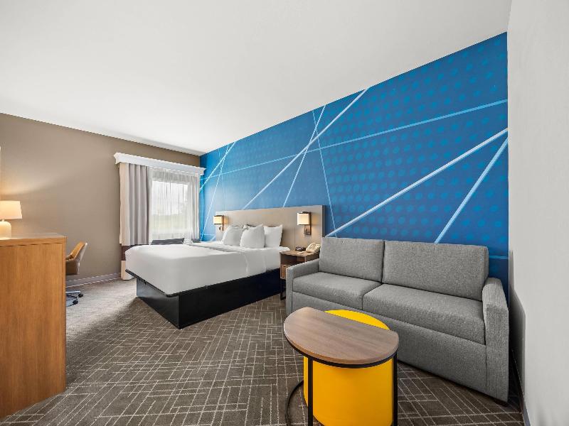 Comfort Inn Willow Springs image