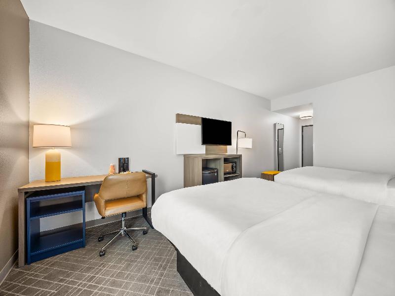 Comfort Inn Willow Springs image