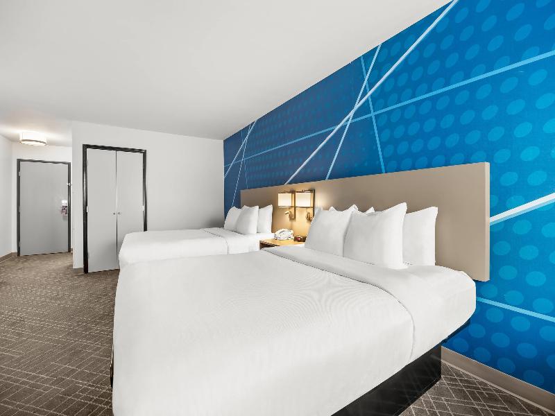 Comfort Inn Willow Springs image