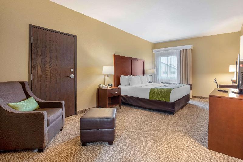 Comfort Inn Willow Springs image