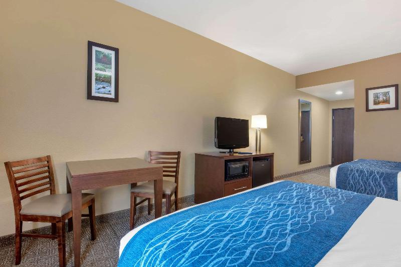 Comfort Inn Willow Springs image
