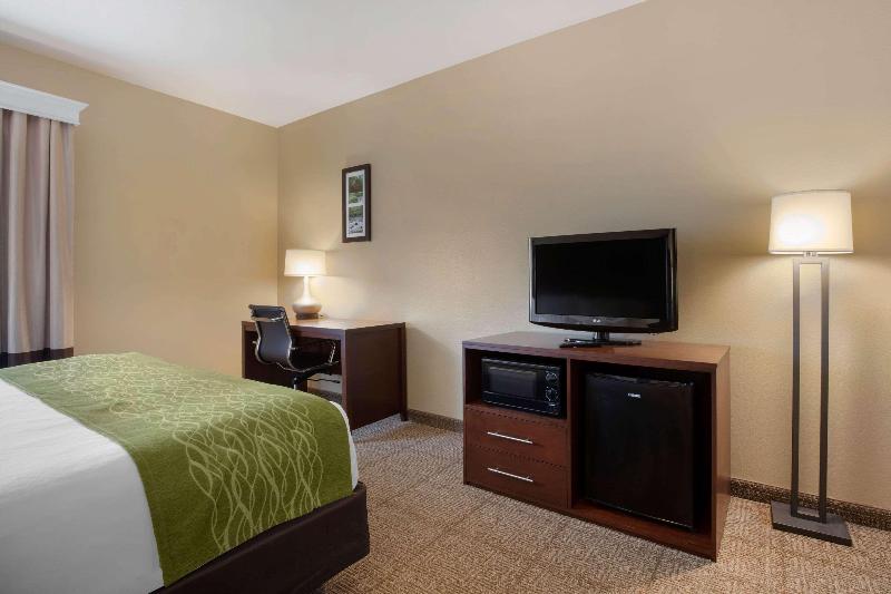 Comfort Inn Willow Springs image 10