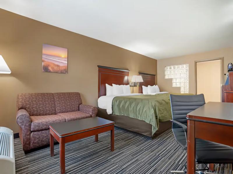 Quality Inn Brookhaven image