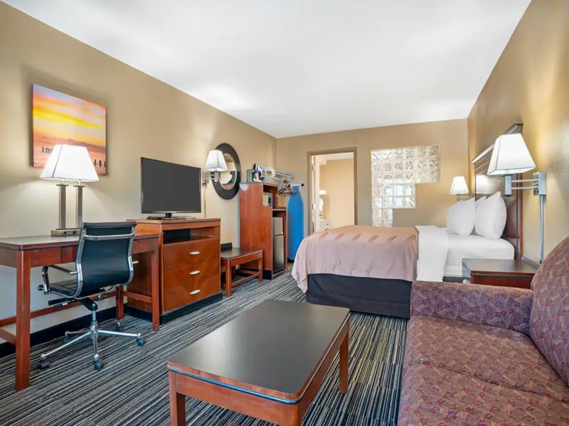 Quality Inn Brookhaven image