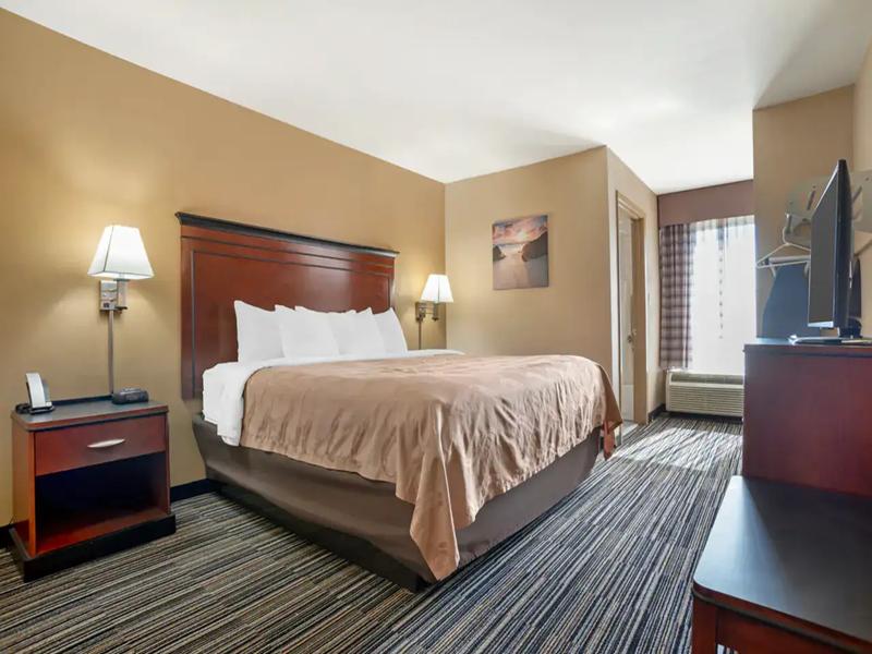 Quality Inn Brookhaven image