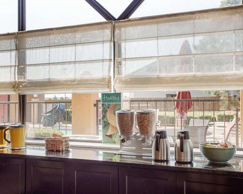 Quality Inn Southaven - Memphis South image