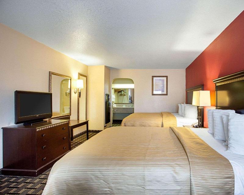 Quality Inn Southaven - Memphis South image