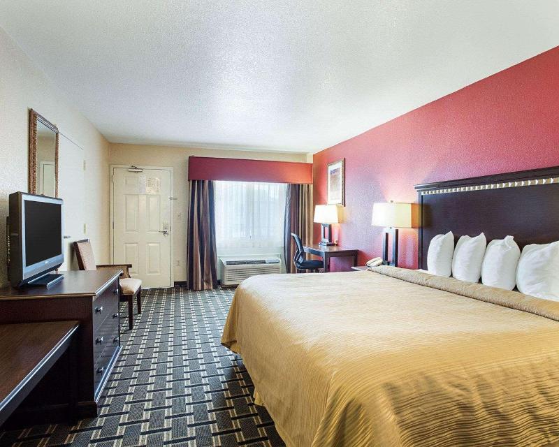 Quality Inn Southaven - Memphis South image