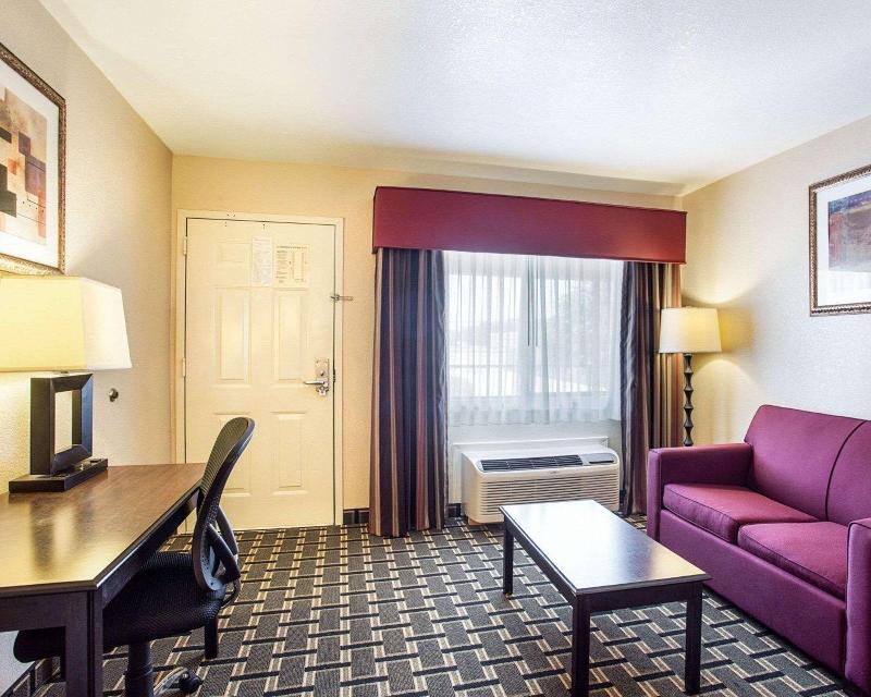 Quality Inn Southaven - Memphis South image