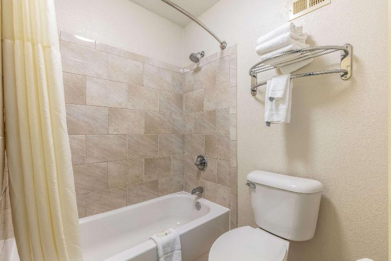 Quality Inn Southaven - Memphis South image