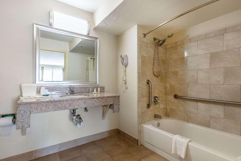 Quality Inn Southaven - Memphis South image