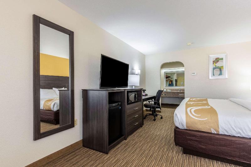 Quality Inn Southaven - Memphis South image