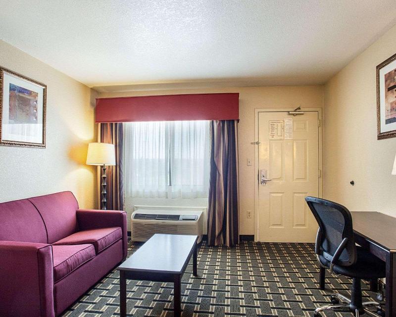 Quality Inn Southaven - Memphis South image