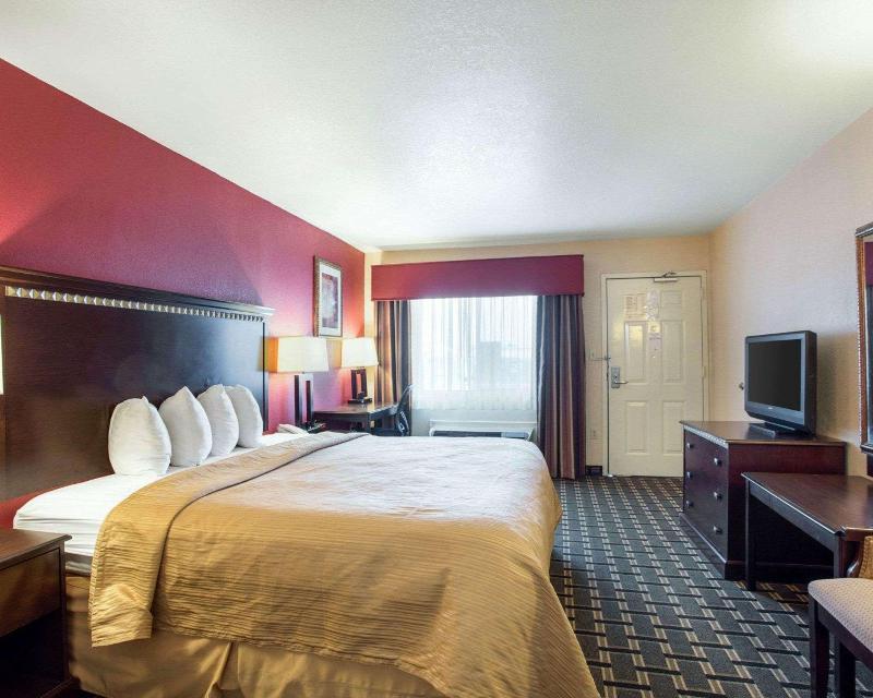 Quality Inn Southaven - Memphis South image