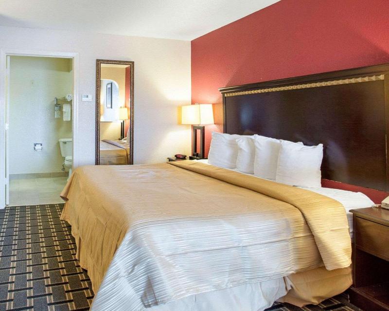 Quality Inn Southaven - Memphis South image