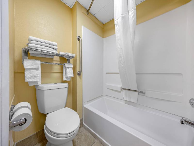 Quality Inn Fuquay Varina image