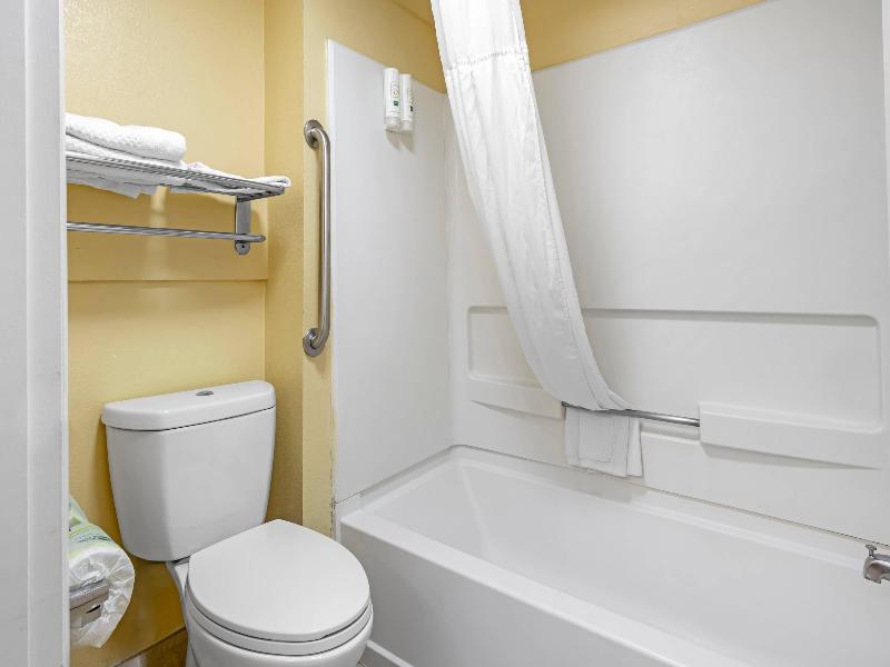 Quality Inn Fuquay Varina image