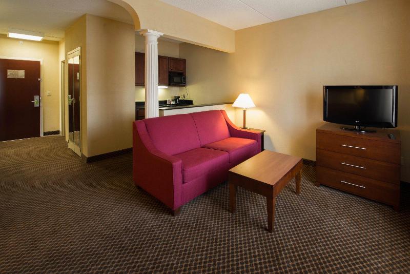 Comfort Inn & Suites Morganton image