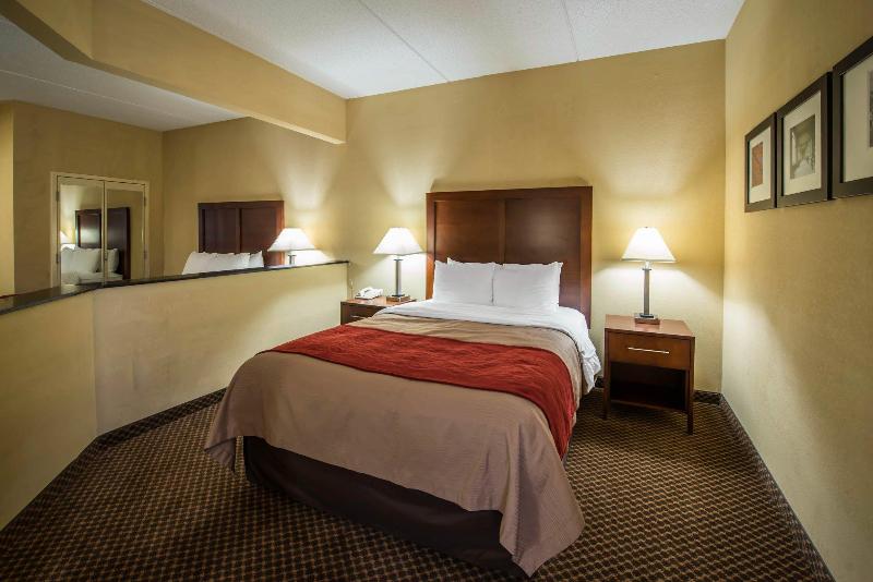 Comfort Inn & Suites Morganton image