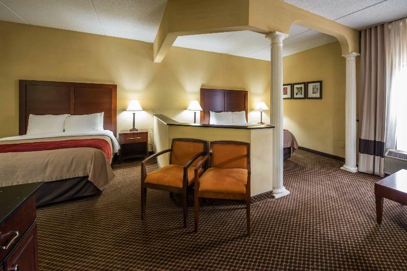Comfort Inn & Suites Morganton image