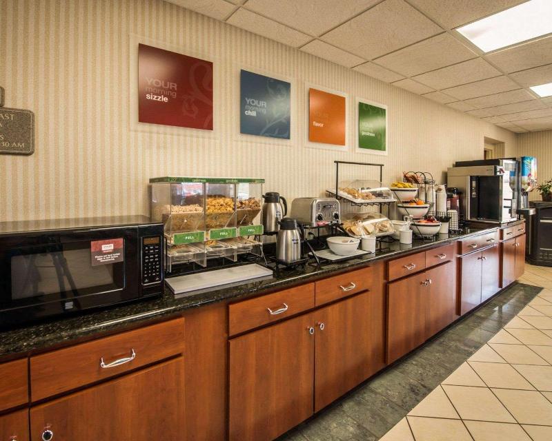 Comfort Inn & Suites Morganton image