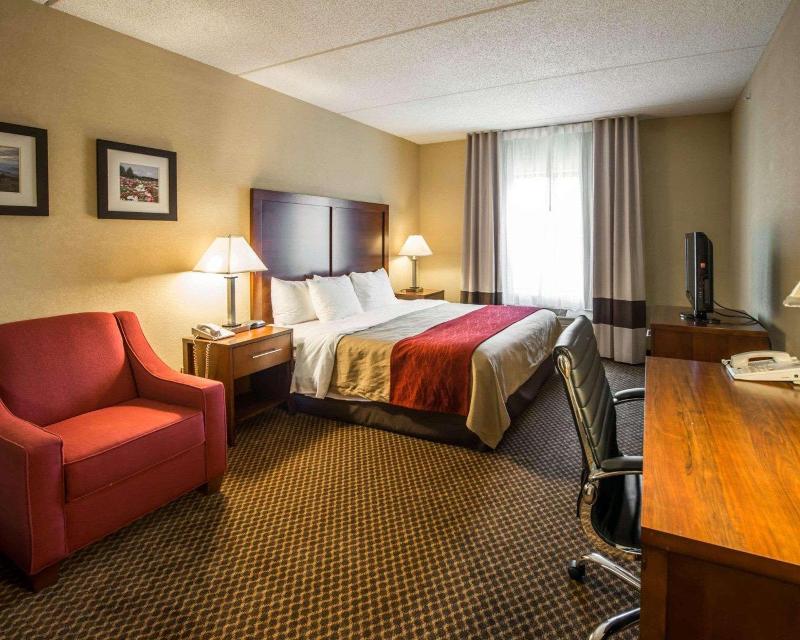 Comfort Inn & Suites Morganton image