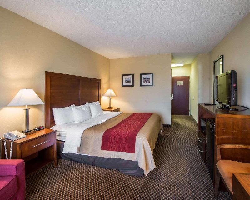 Comfort Inn & Suites Morganton image