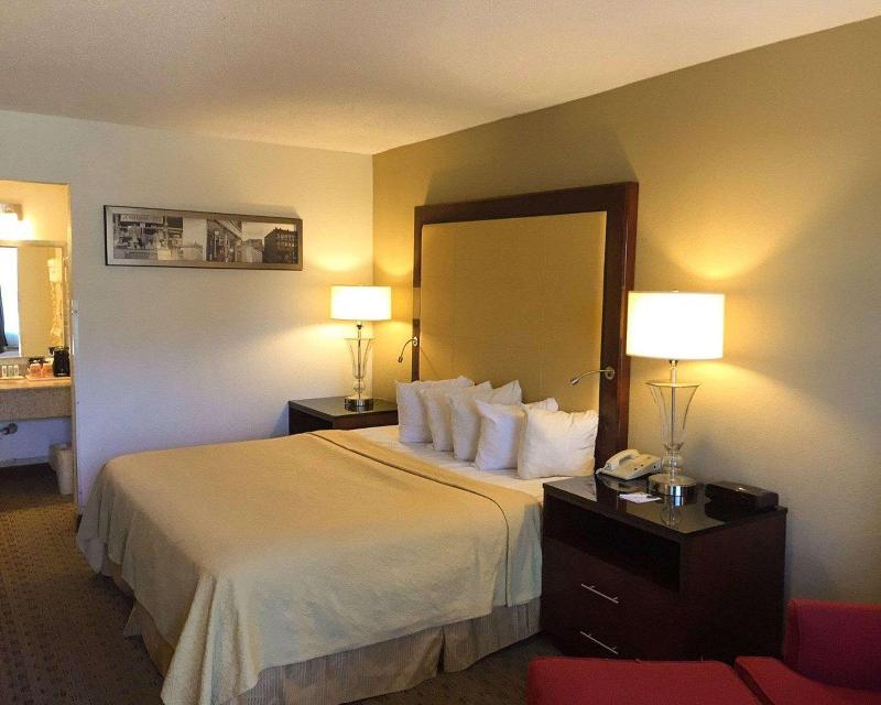 Quality Inn Morganton image