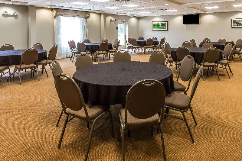 Sleep Inn & Suites Mount Olive image
