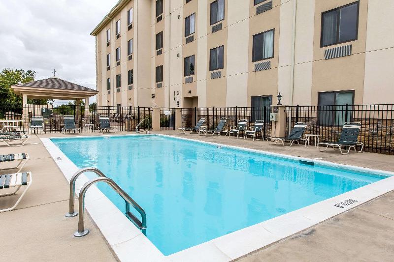 Sleep Inn & Suites Mount Olive image