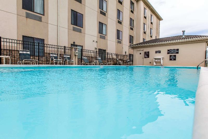 Sleep Inn & Suites Mount Olive image