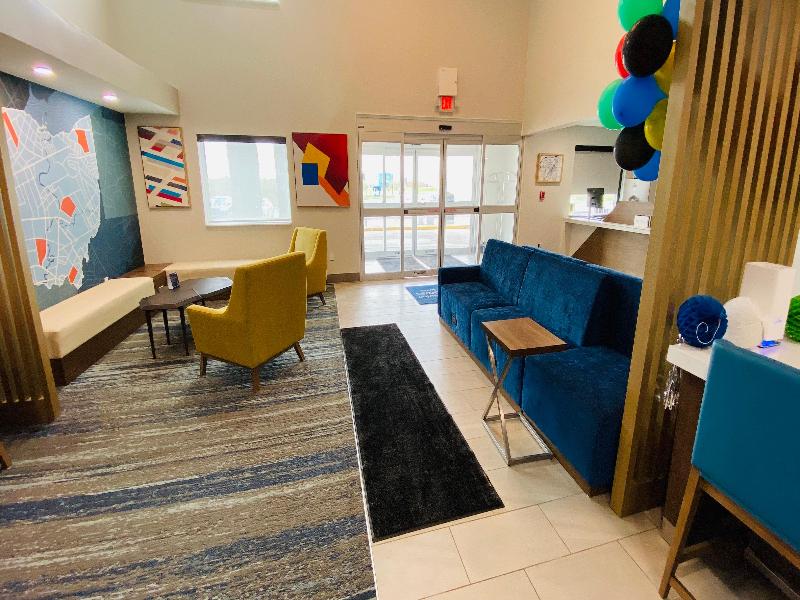 Holiday Inn Express Bluffton Inn & Suites by IHG image
