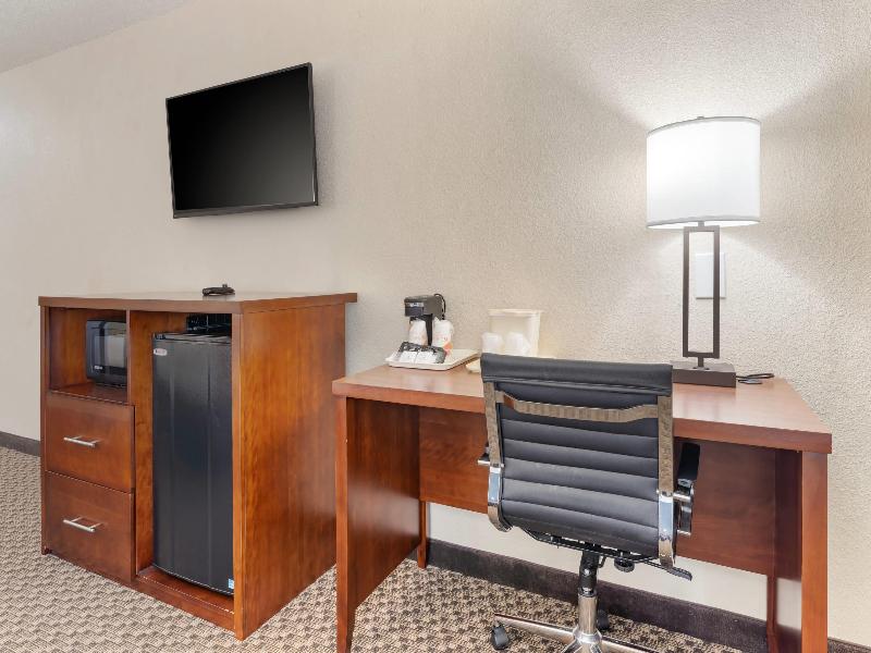 Comfort Inn Ebensburg image