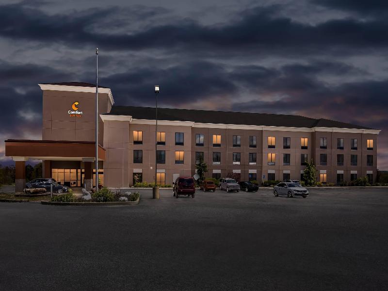 Comfort Suites Edinboro — general view