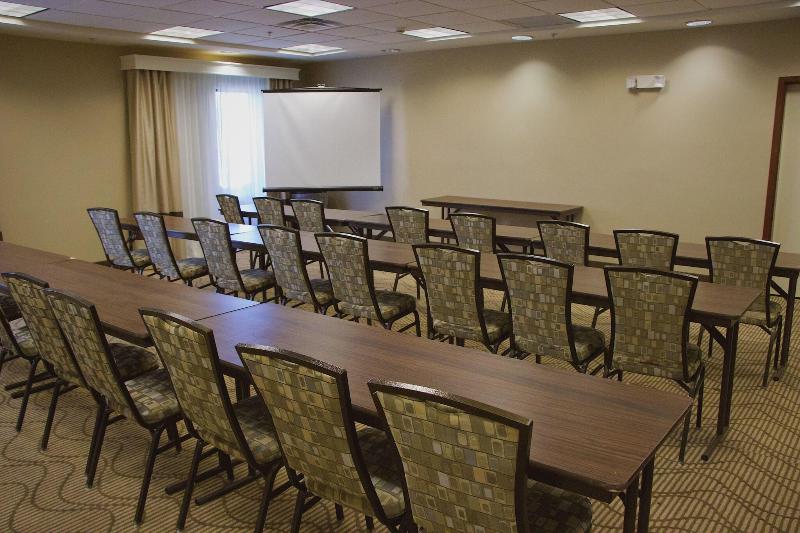 Comfort Suites Edinboro image