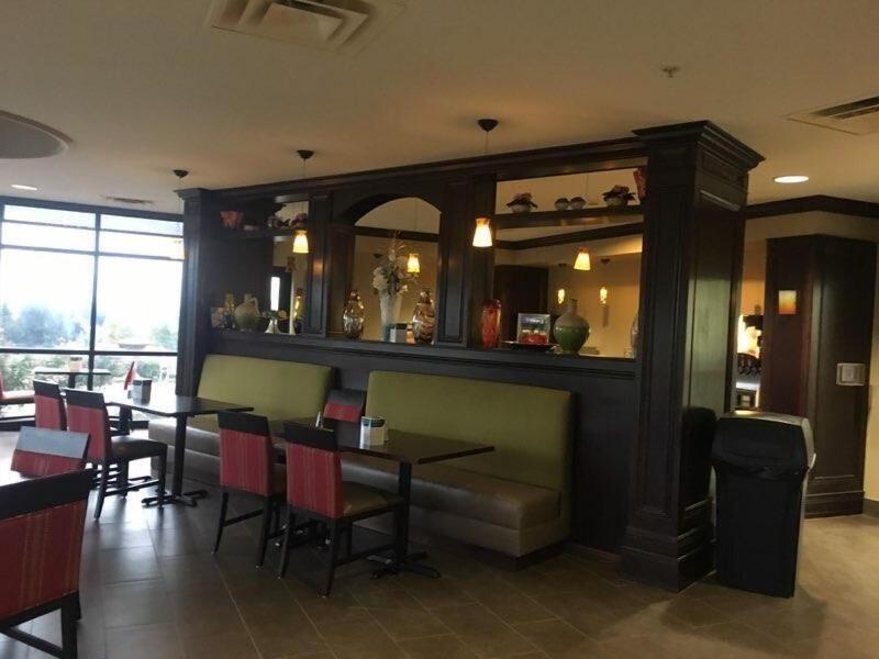 Comfort Suites Edinboro image