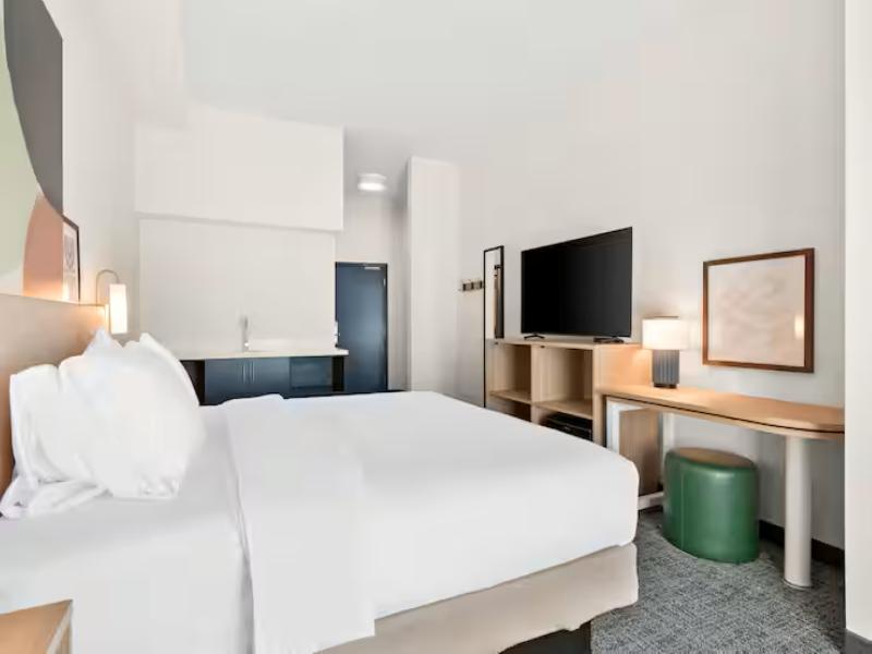 Spark by Hilton Exton image
