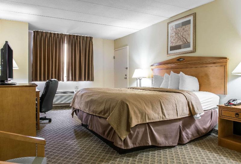 Quality Inn & Suites Fairview image