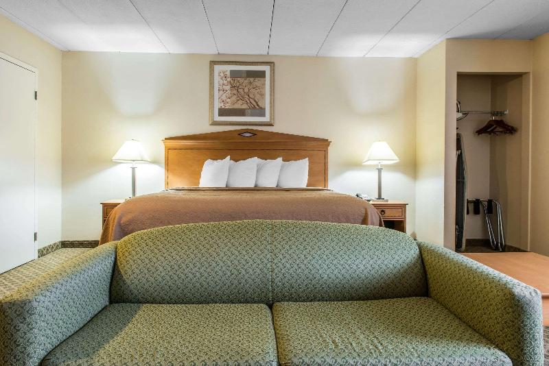Quality Inn & Suites Fairview image