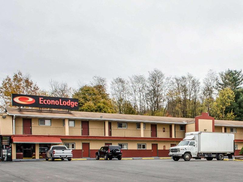 Econo Lodge Frackville image