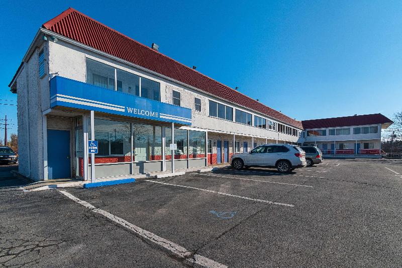 Rodeway Inn image