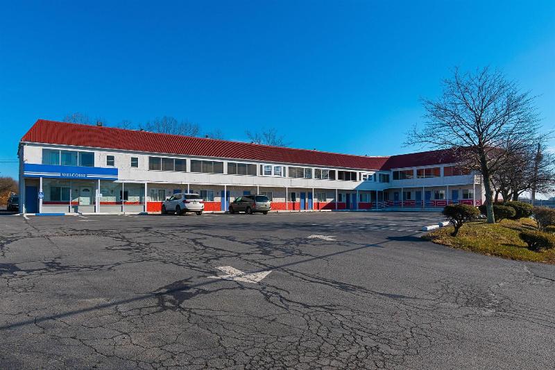 Rodeway Inn image