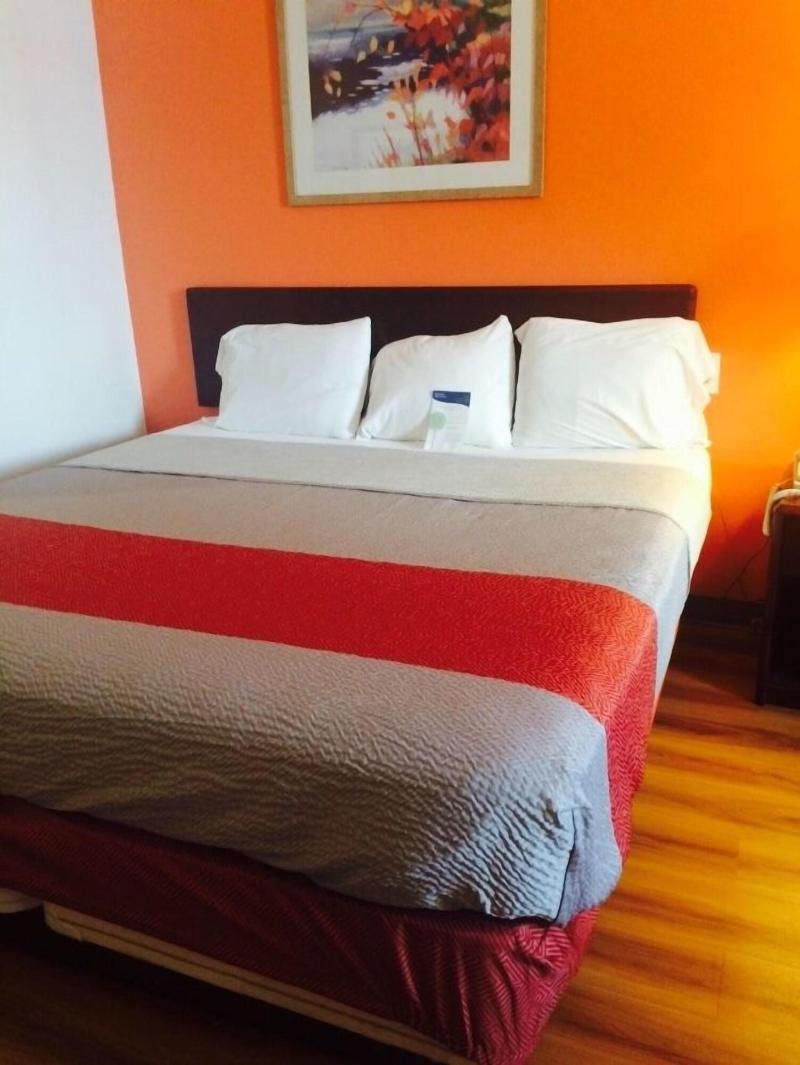 Rodeway Inn image