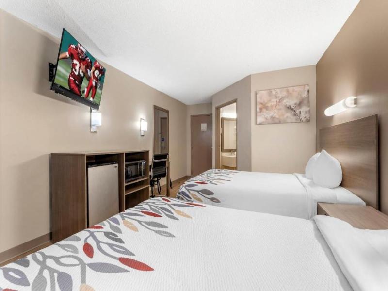 Red Roof Inn Johnstown image